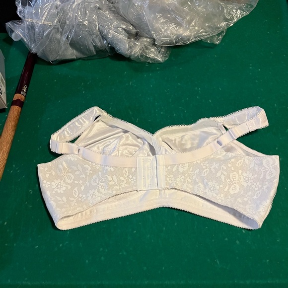 Bra Bundle - Picture 5 of 6